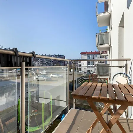 Spacious With Balcony In By Renters * Gdańsk